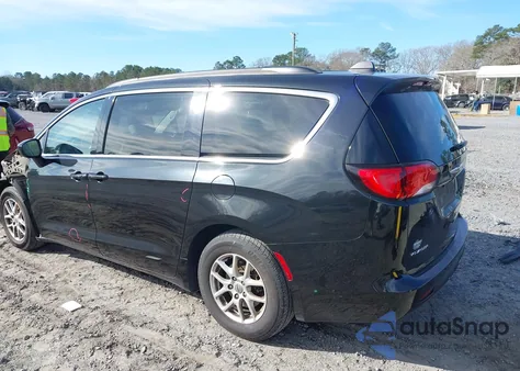 2021 Chrysler Voyager Lxi z USA, uszkodzony, nr VIN 2C4RC1DG3MR515713